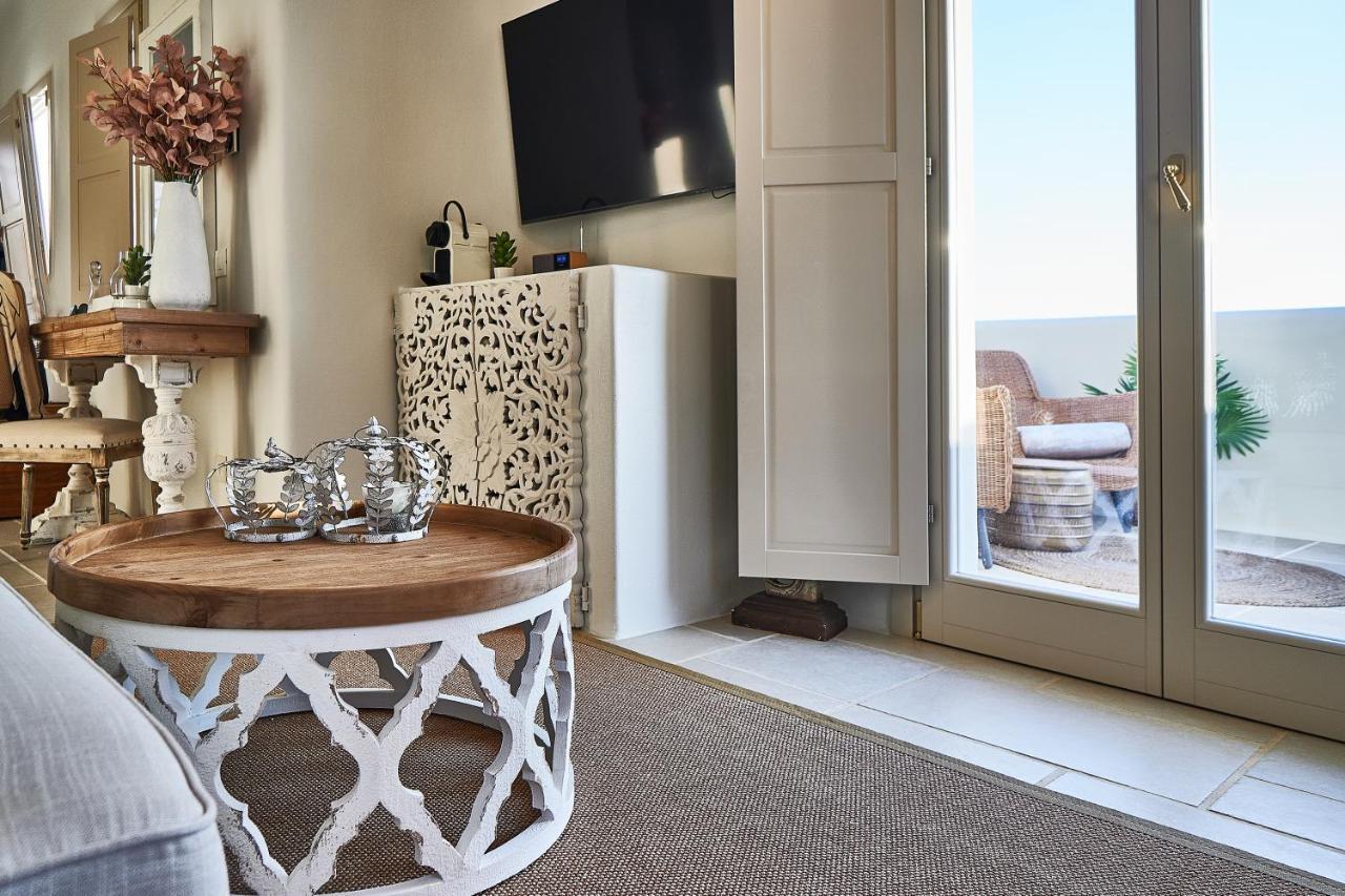 Aqua Mykonos Suites - Adults Only Турлос Екстериор снимка